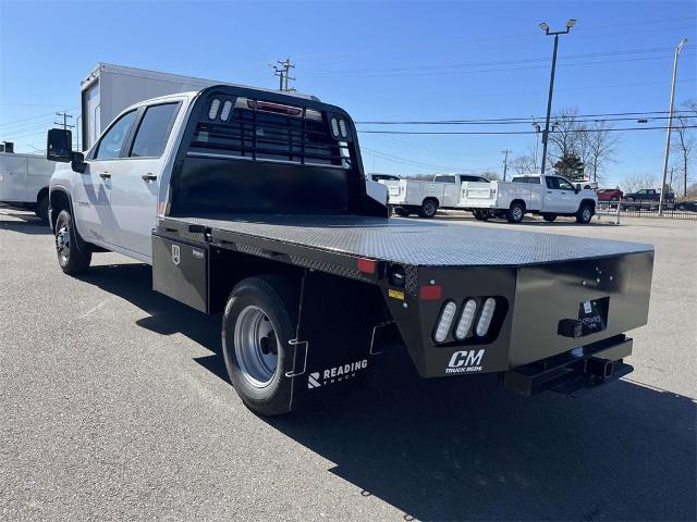 2025 Chevrolet Silverado 3500 HD Chassis Cab Vehicle Photo in ALCOA, TN 37701-3235