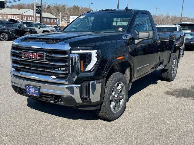 2025 GMC Sierra 2500 HD Vehicle Photo in LOWELL, MA 01852-4336