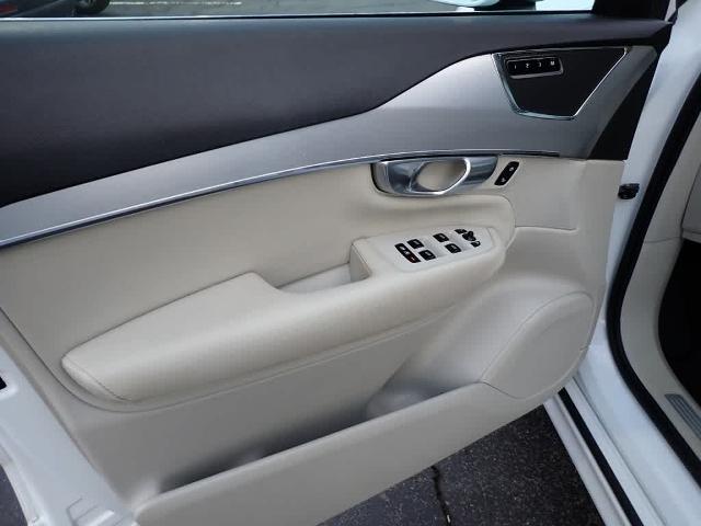 2018 Volvo XC90 Vehicle Photo in ZELIENOPLE, PA 16063-2910
