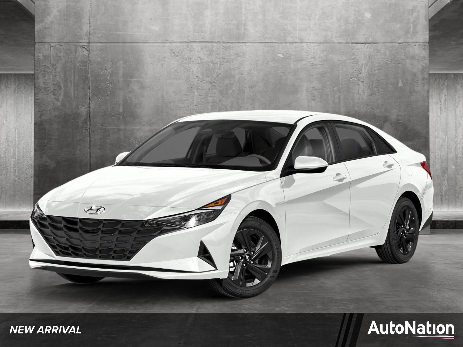 2023 Hyundai ELANTRA Vehicle Photo in Pembroke Pines , FL 33027