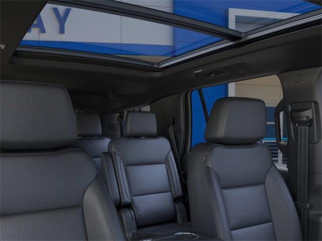 2025 Chevrolet Tahoe Vehicle Photo in ENGLEWOOD, CO 80113-6708