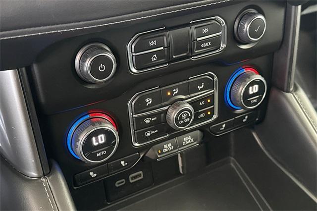 2023 Chevrolet Suburban Vehicle Photo in ELK GROVE, CA 95757-8703