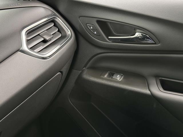 2022 Chevrolet Equinox Vehicle Photo in Roslyn, NY 11576
