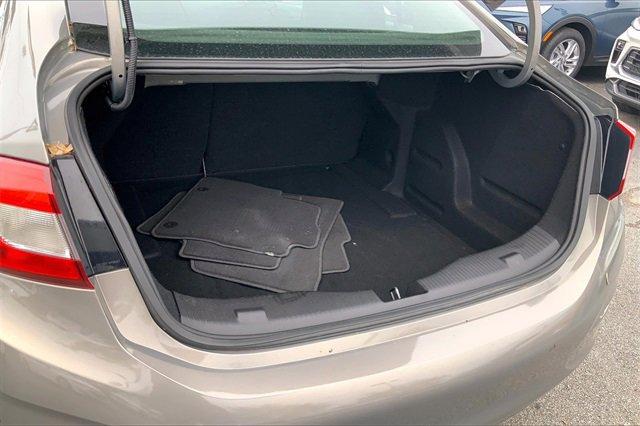 2018 Chevrolet Cruze Vehicle Photo in INDEPENDENCE, MO 64055-1377