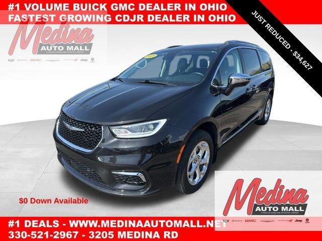 2021 Chrysler Pacifica Vehicle Photo in MEDINA, OH 44256-9631