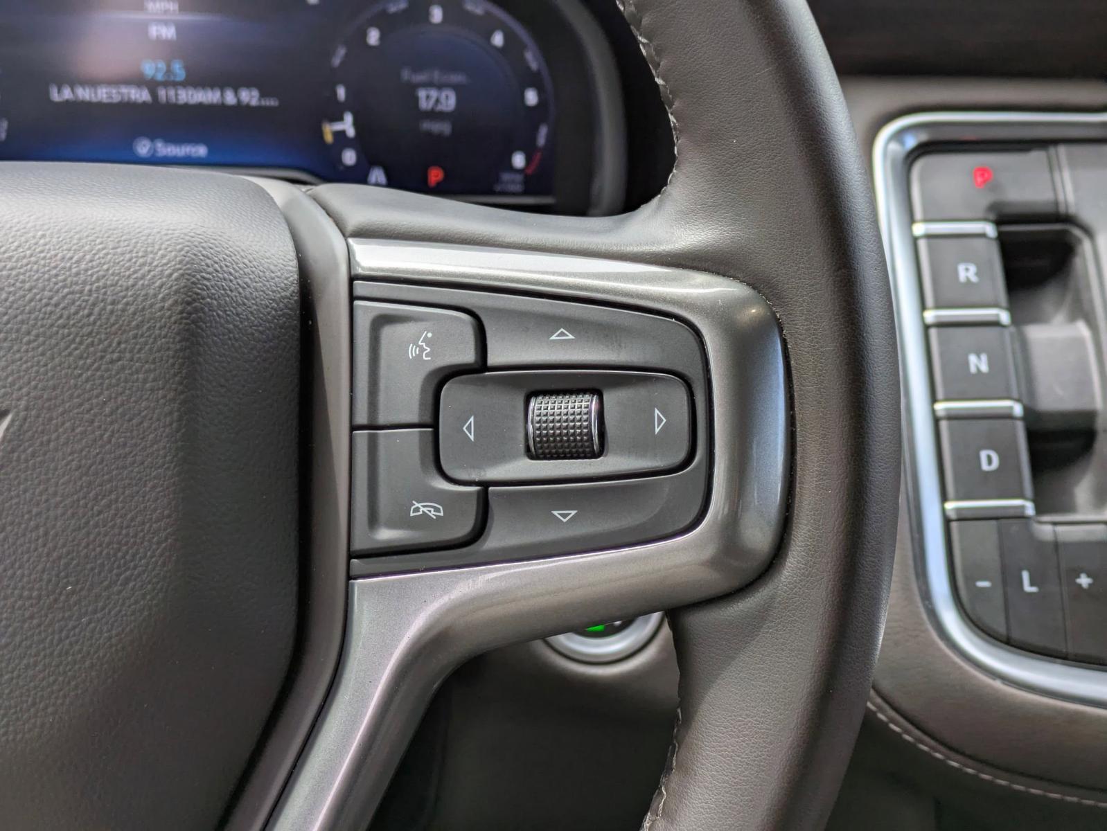 2023 Chevrolet Suburban Vehicle Photo in SELMA, TX 78154-1460