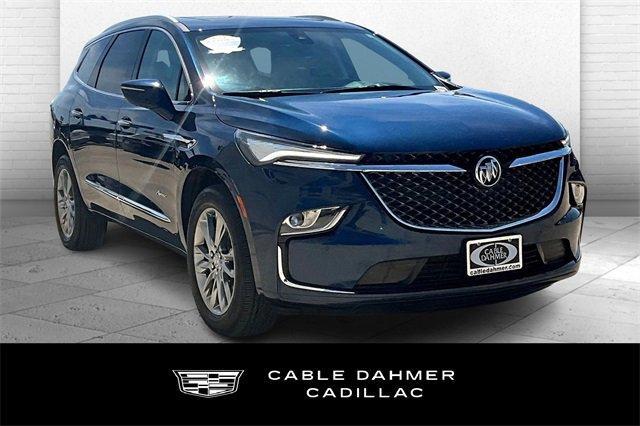 2024 Buick Enclave Vehicle Photo in TOPEKA, KS 66609-0000