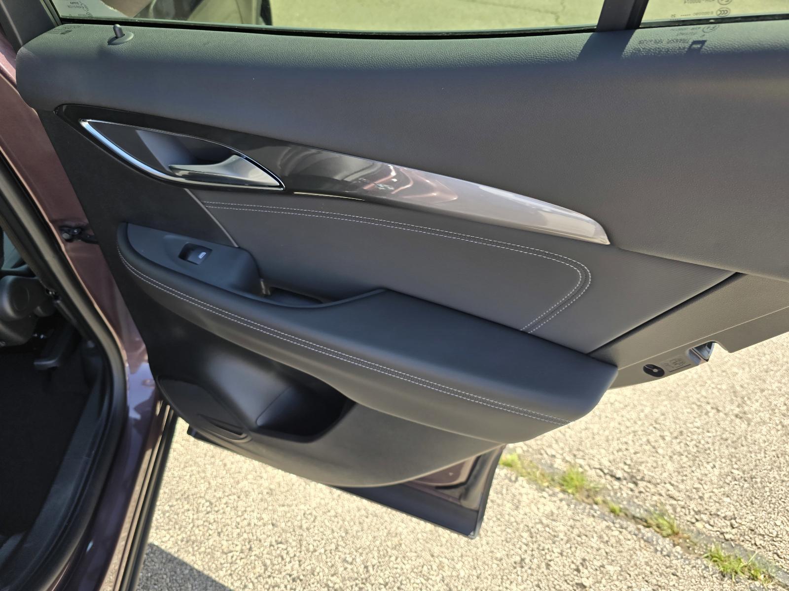 2025 Buick Envision Vehicle Photo in Rolla, MO 65401