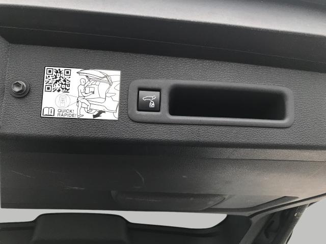 2023 Toyota Sienna Vehicle Photo in GREEN BAY, WI 54303-3330