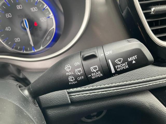 2025 Chrysler Pacifica Vehicle Photo in Kaukauna, WI 54130