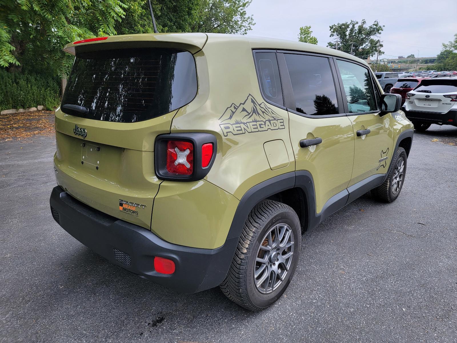 2015 Jeep Renegade Vehicle Photo in Harrisburg, PA 17111