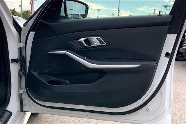 2020 BMW 3 Series Vehicle Photo in KANSAS CITY, MO 64114-4502