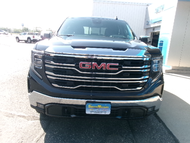 Used 2023 GMC Sierra 1500 SLT with VIN 1GTUUDE82PZ232469 for sale in Wahpeton, ND