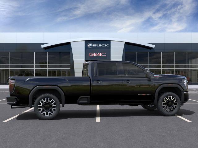 2025 GMC Sierra 2500 HD Vehicle Photo in MEDINA, OH 44256-9631