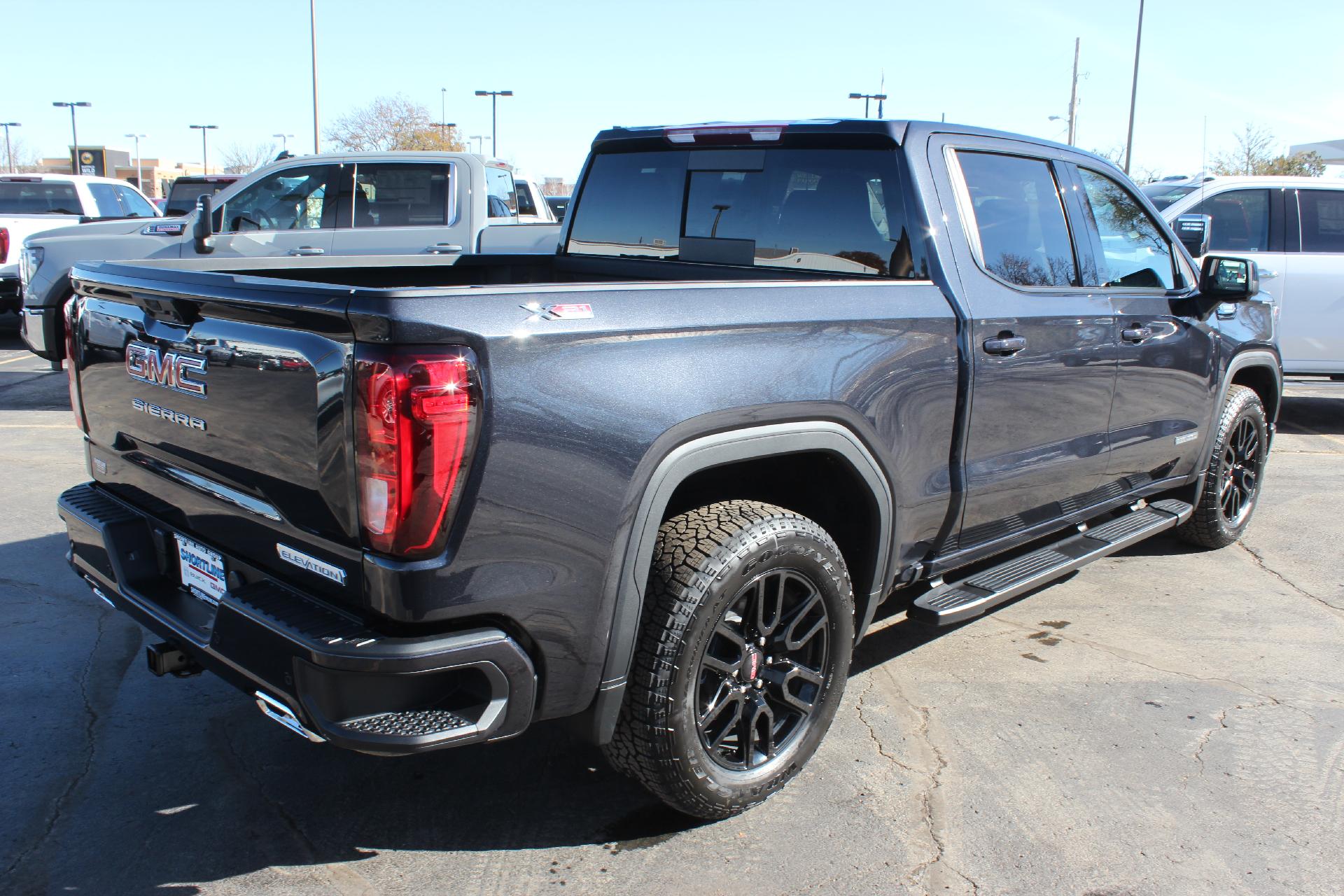 2025 GMC Sierra 1500 Vehicle Photo in AURORA, CO 80012-4011