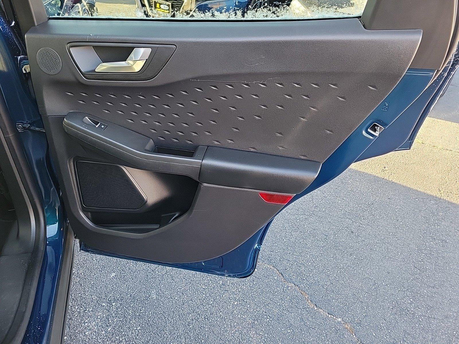 2020 Ford Escape Vehicle Photo in Saint Charles, IL 60174