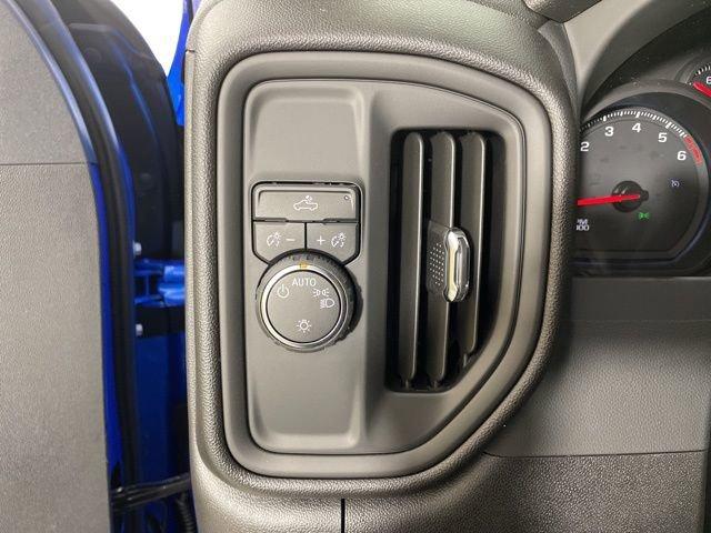 2025 Chevrolet Silverado 1500 Vehicle Photo in PHOENIX, AZ 85014-3381