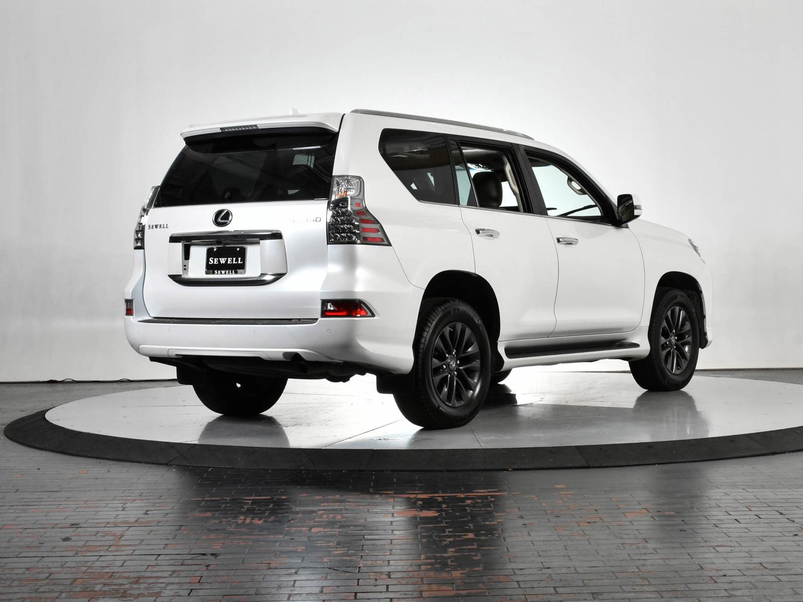 2023 Lexus GX 460 Vehicle Photo in DALLAS, TX 75235