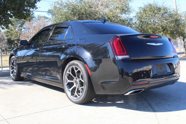 2015 Chrysler 300 Vehicle Photo in HOUSTON, TX 77090