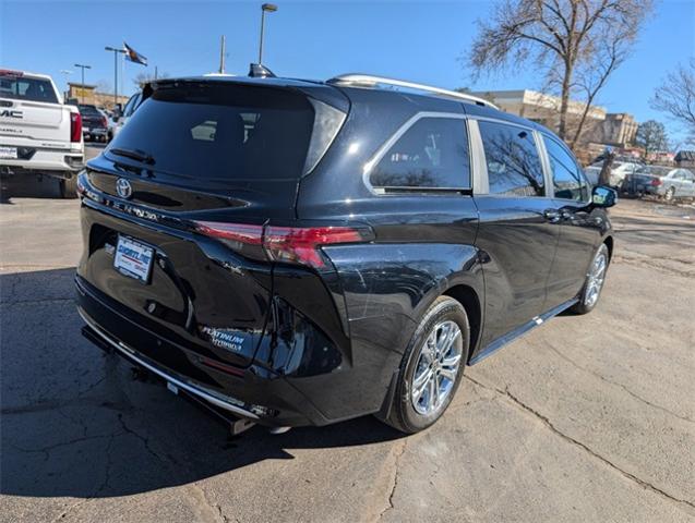 2023 Toyota Sienna Vehicle Photo in AURORA, CO 80012-4011