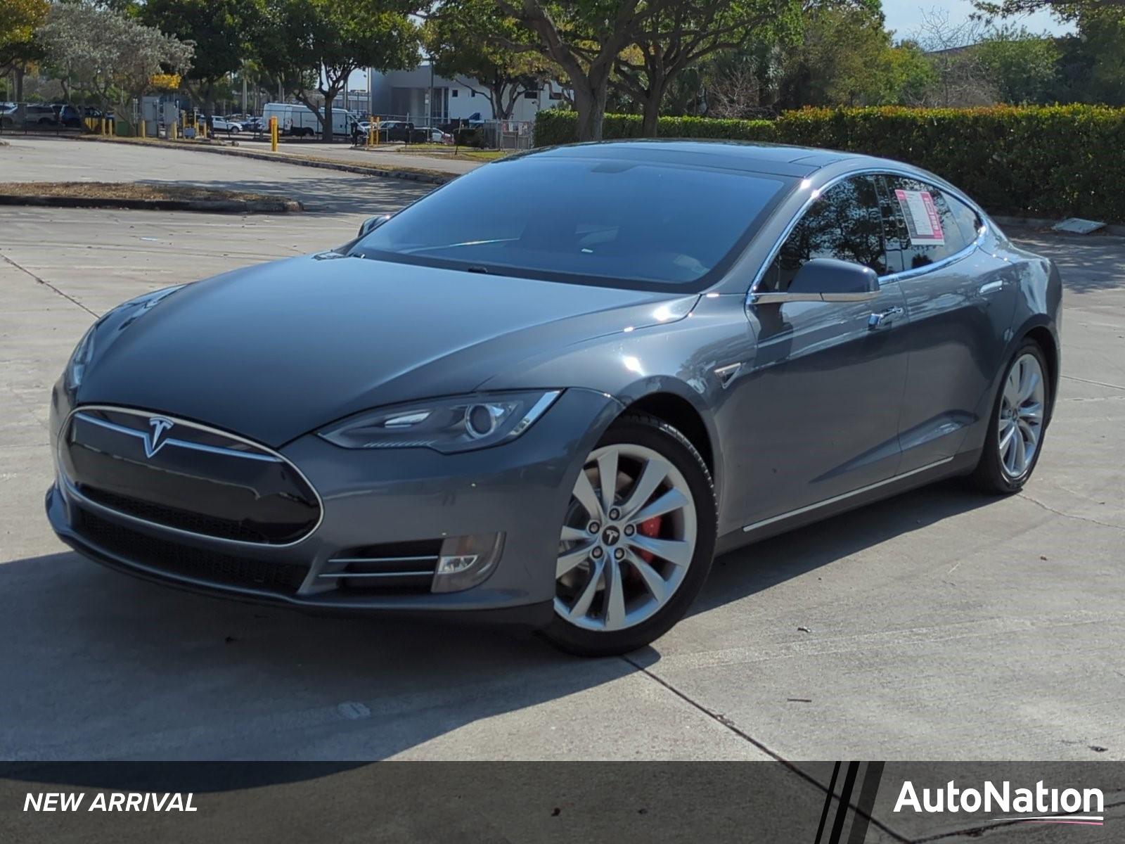 2013 Tesla Model S Vehicle Photo in Margate, FL 33063