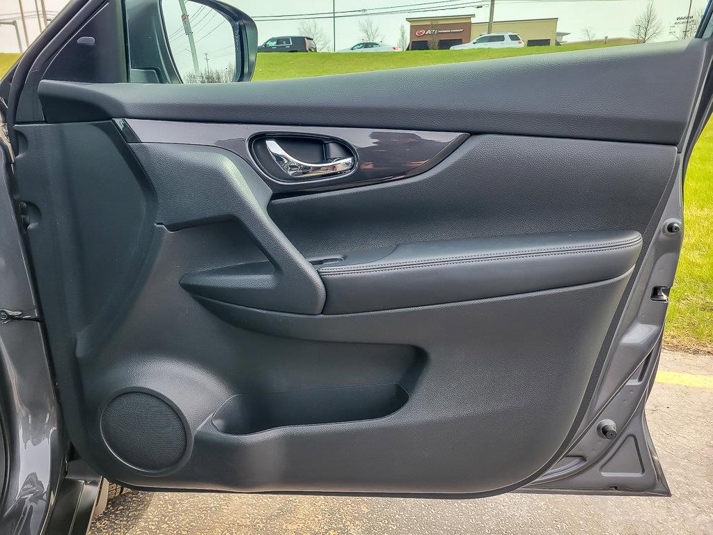 2018 Nissan Rogue Vehicle Photo in AURORA, IL 60503-9326