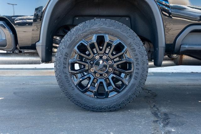 2025 Chevrolet Silverado 2500 HD Vehicle Photo in PLYMOUTH, MA 02360-4801