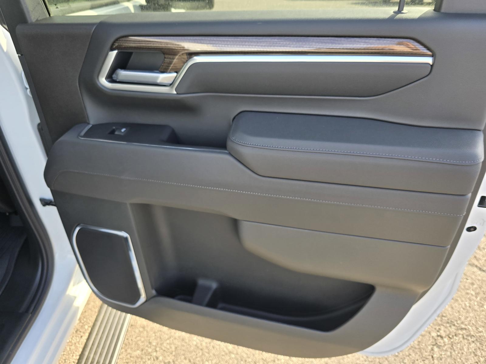 2025 Chevrolet Silverado 3500 HD Vehicle Photo in Rolla, MO 65401