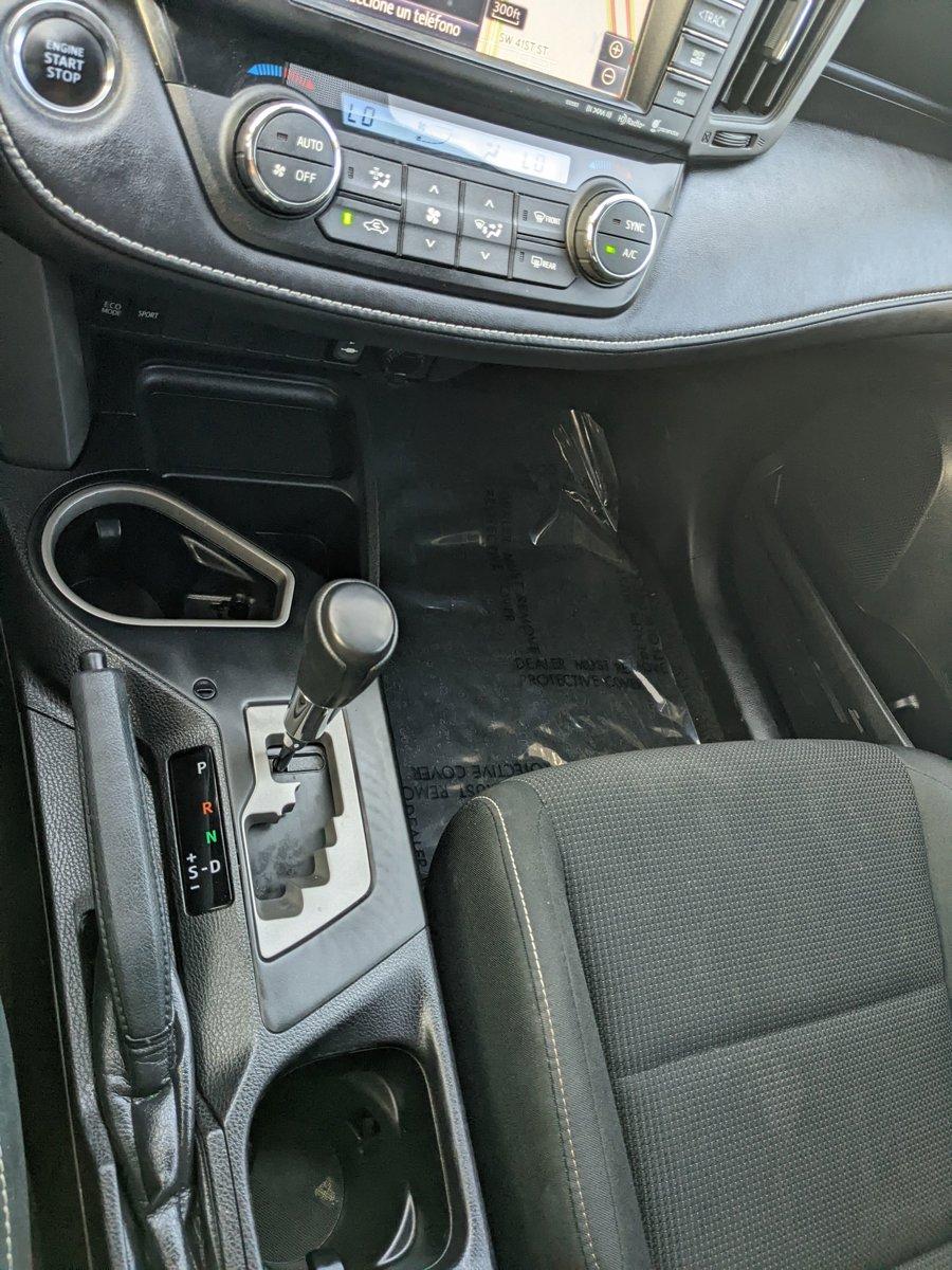 2017 Toyota RAV4 Vehicle Photo in Davie, FL 33331