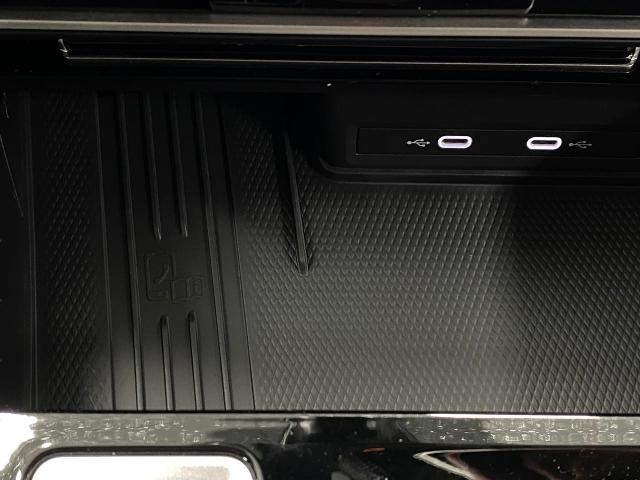 2025 Volkswagen Atlas Vehicle Photo in Appleton, WI 54913