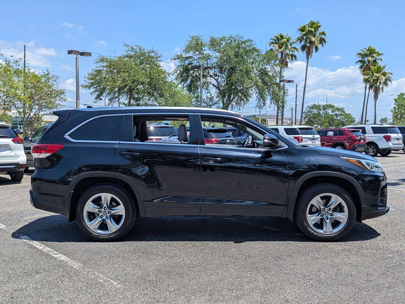 2017 Toyota Highlander Vehicle Photo in Clearwater, FL 33765