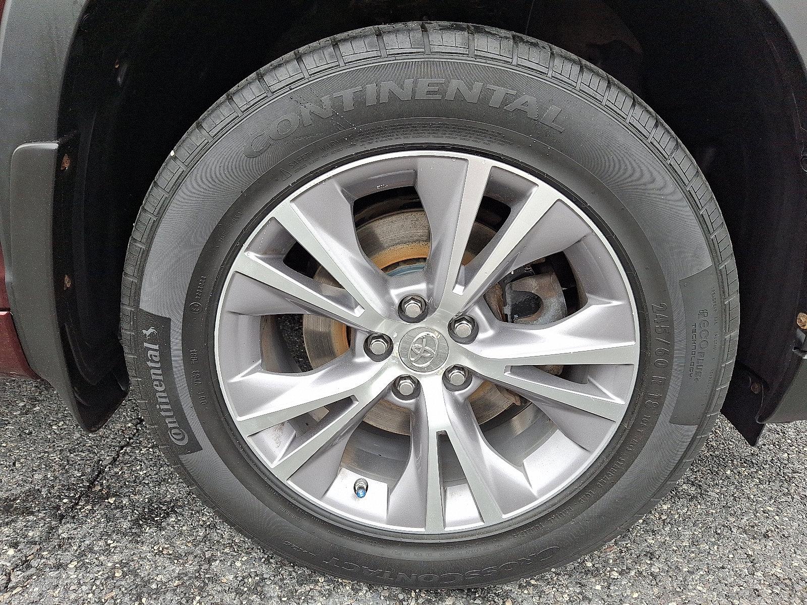 2015 Toyota Highlander Vehicle Photo in BETHLEHEM, PA 18017-9401