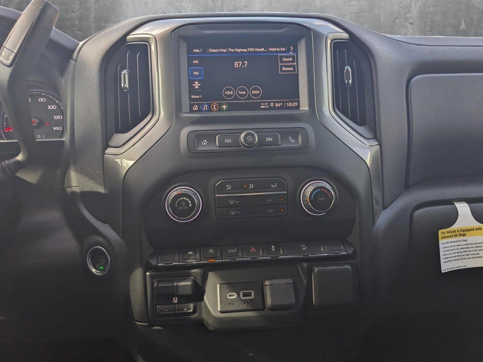 2025 Chevrolet Silverado 1500 Vehicle Photo in GREENACRES, FL 33463-3207