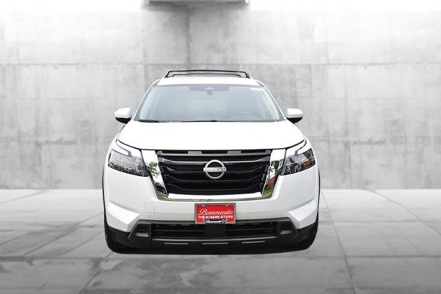 2025 Nissan Pathfinder Vehicle Photo in Ballwin, MO 63011