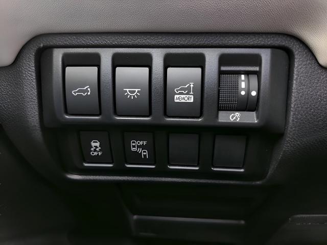 2020 Subaru Ascent Vehicle Photo in Green Bay, WI 54304
