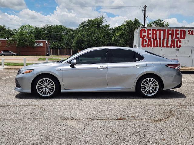 2019 Toyota Camry Vehicle Photo in DENTON, TX 76210-9321