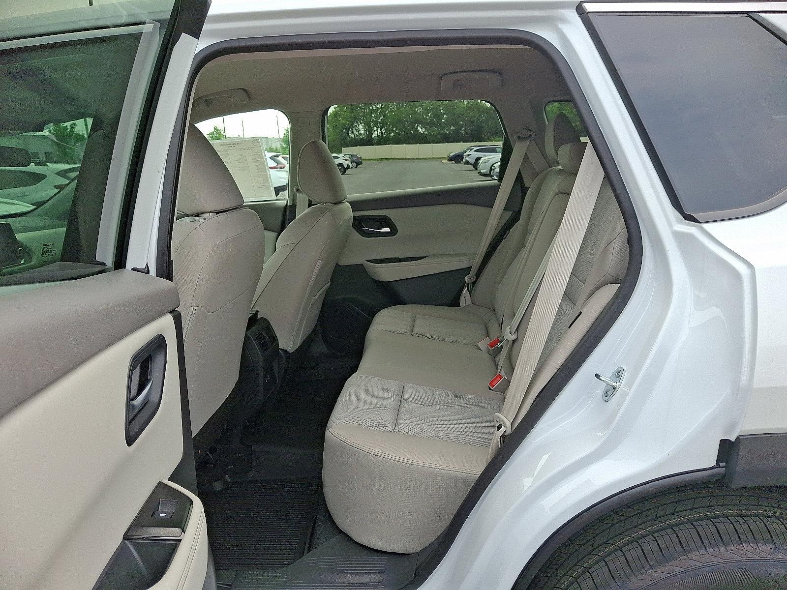 2025 Nissan Rogue Vehicle Photo in Mechanicsburg, PA 17050-2306