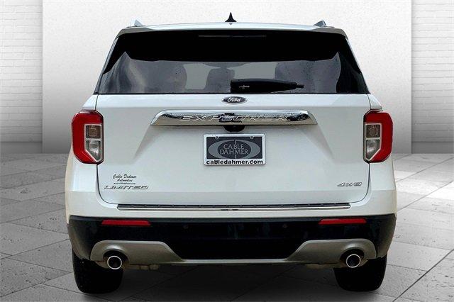 2023 Ford Explorer Vehicle Photo in TOPEKA, KS 66609-0000