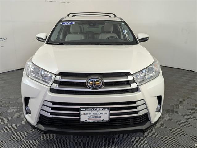 2019 Toyota Highlander Vehicle Photo in ENGLEWOOD, CO 80113-6708