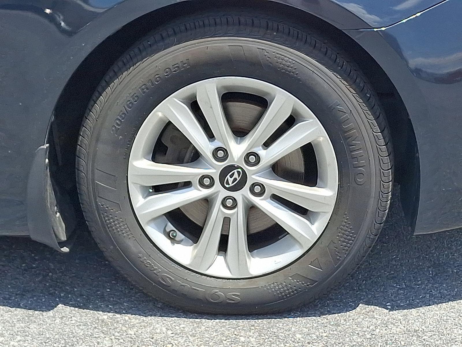 2012 Hyundai SONATA Vehicle Photo in Harrisburg, PA 17111