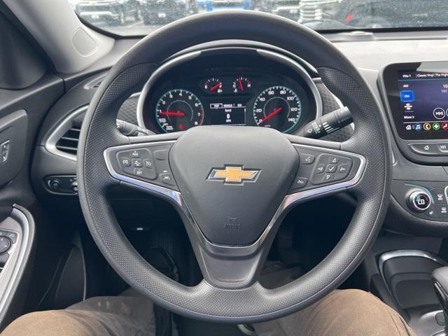 2024 Chevrolet Malibu Vehicle Photo in GREEN BAY, WI 54304-5303