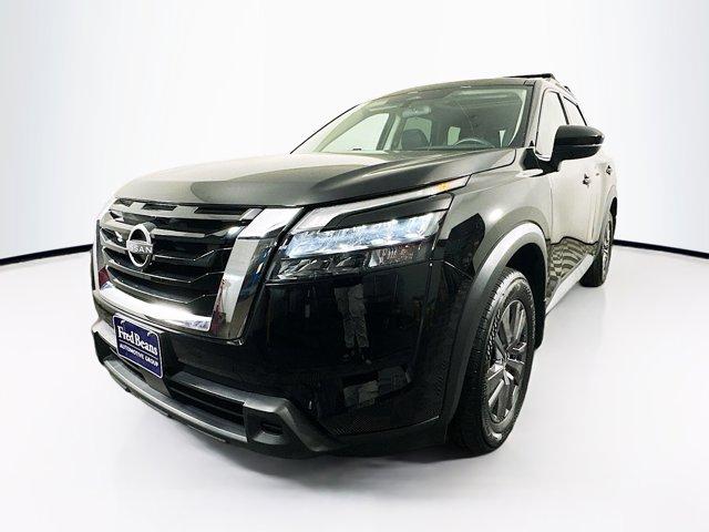 2023 Nissan Pathfinder Vehicle Photo in Flemington, NJ 08822