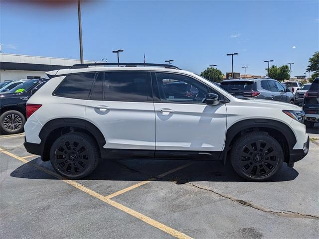 2022 Honda Passport Vehicle Photo in AURORA, CO 80012-4011