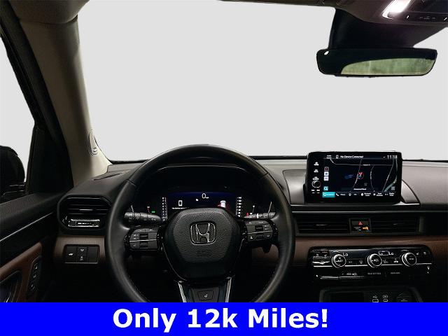 2024 Honda Pilot Vehicle Photo in EVERETT, WA 98203-5662