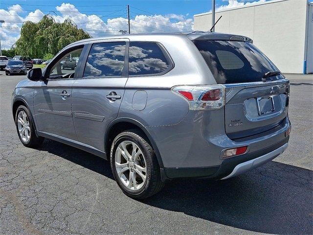 2015 Mitsubishi Outlander Vehicle Photo in LANCASTER, PA 17601-0000