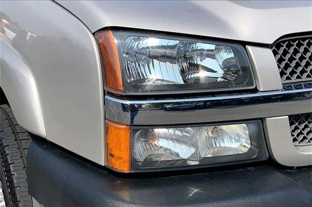 2004 Chevrolet Silverado 2500 HD Vehicle Photo in INDEPENDENCE, MO 64055-1377