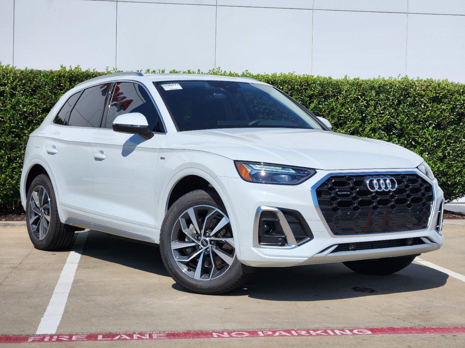 2024 Audi Q5 Vehicle Photo in MCKINNEY, TX 75070