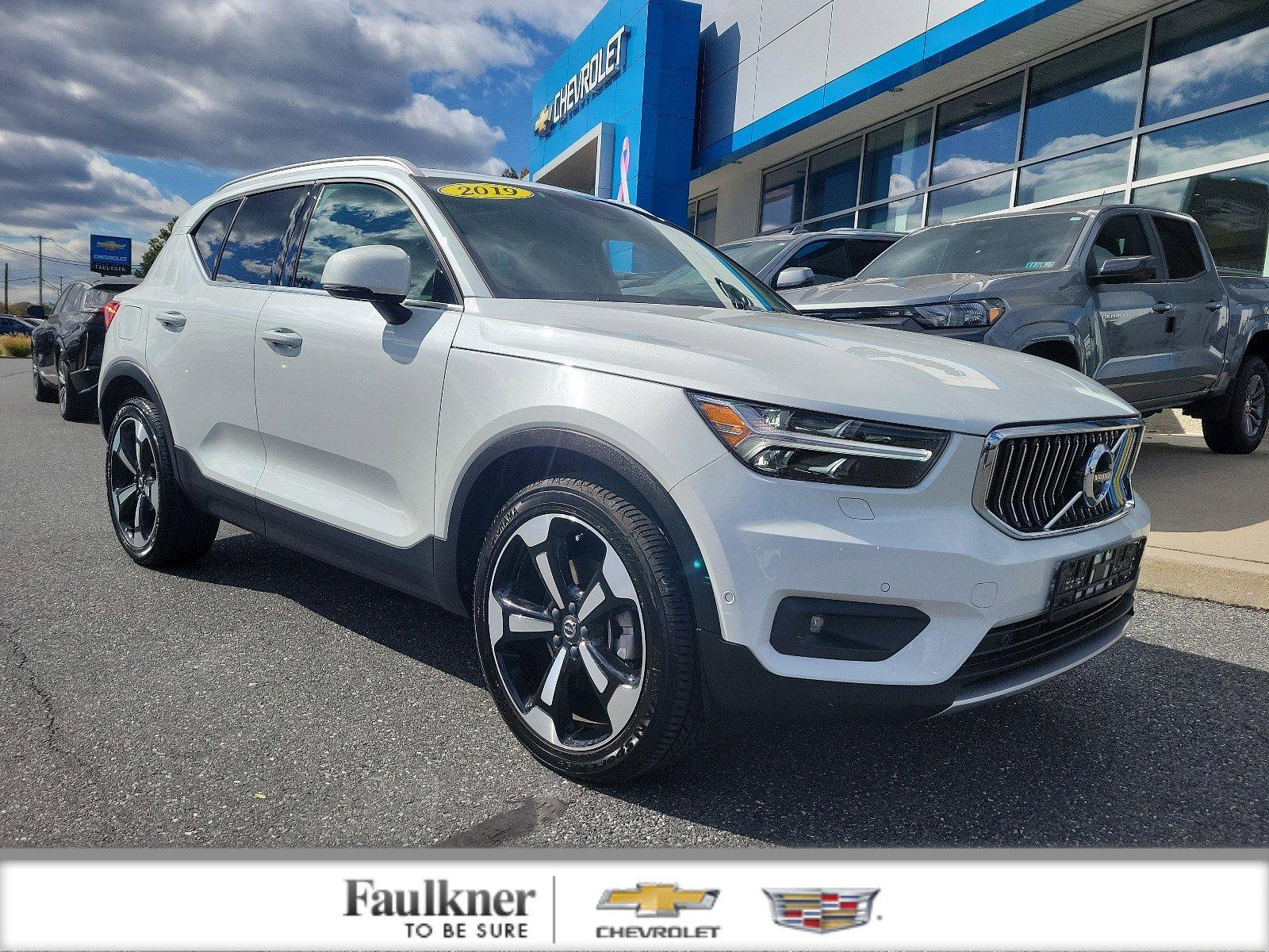 2019 Volvo XC40 Vehicle Photo in BETHLEHEM, PA 18017-9401