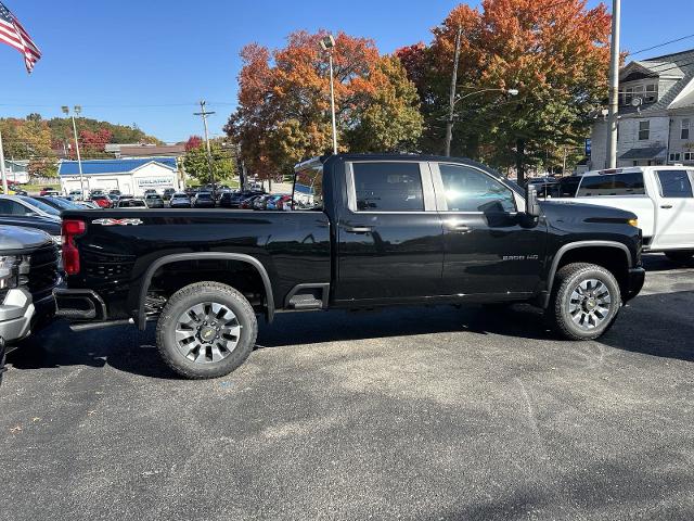 2025 Chevrolet Silverado 2500 HD Vehicle Photo in INDIANA, PA 15701-1897