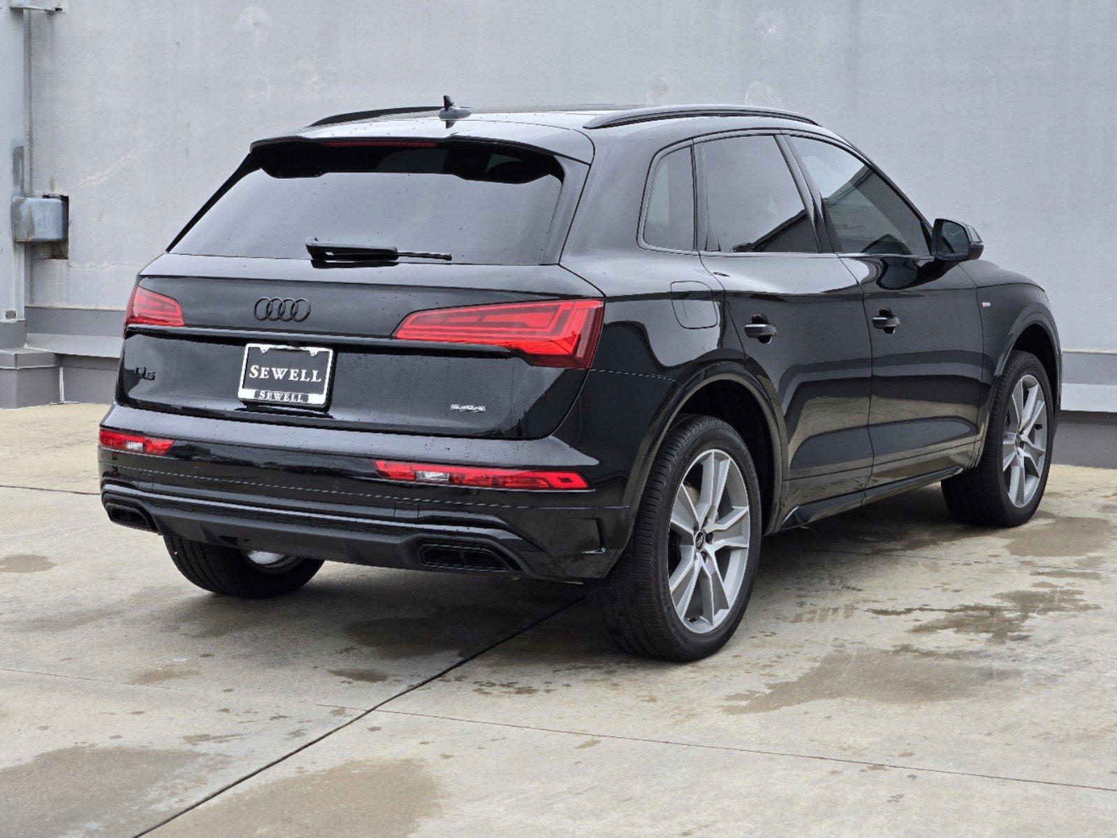 2025 Audi Q5 Vehicle Photo in SUGAR LAND, TX 77478